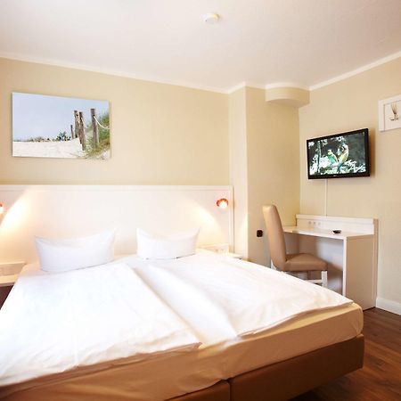 Hotel Ostseehalle Kiel by Premiere Classe Exterior foto